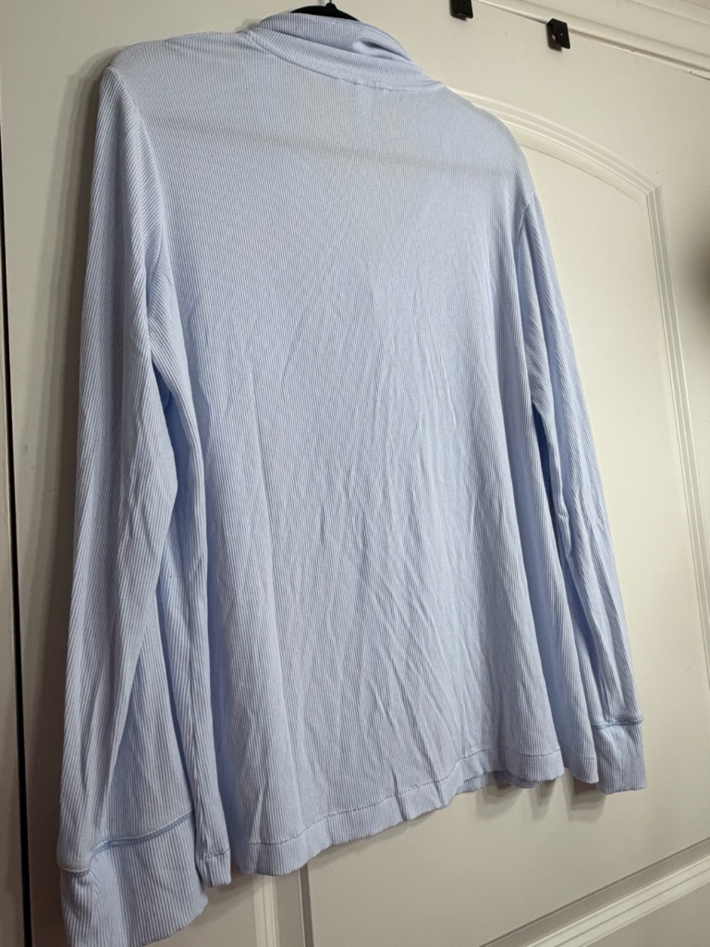 SKIMS Baby Blue Soft Lounge Pajama Top ONLY - Picture 4 of 4